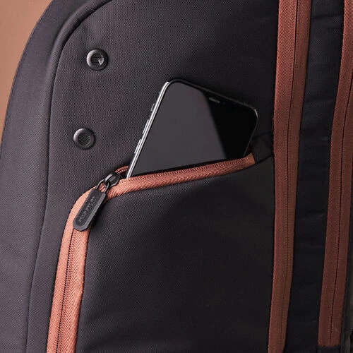 Wilson Super Tour Pro Staff V14 Backpack 7 Wilson Super Tour Pro Staff V14 Backpack - Image 6