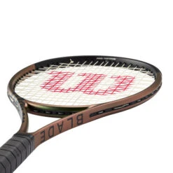 Wilson Blade 98 16X19 V8 Tour Racket -Tennis Shop 03694000 11