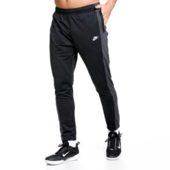 Nike Sportswear Sport Essentials Tracksuit Men -Tennis Shop 55235000 14