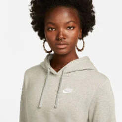 Nike Sportswear Club Pull Over STD Hoody Women -Tennis Shop 55470000 13