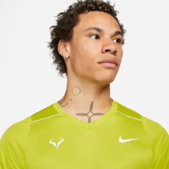 Nike Dri-Fit Challenger RAFA Court T-Shirt Men 19 Nike Dri-Fit Challenger RAFA Court T-Shirt Men -Tennis Shop 56766000 16